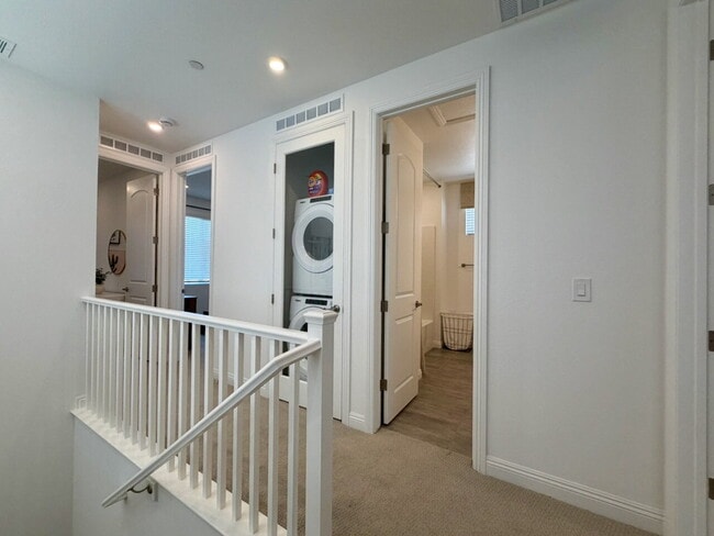 Building Photo - FULLY FURNISHED 3 BED 2.5 BATH 2 CAR GARAGE MODEL HOME FOR RENT IN CADENCE