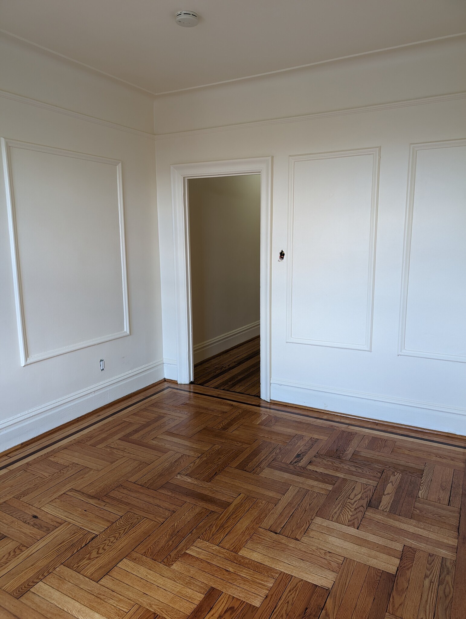 Living Room - 7612 Park Ave