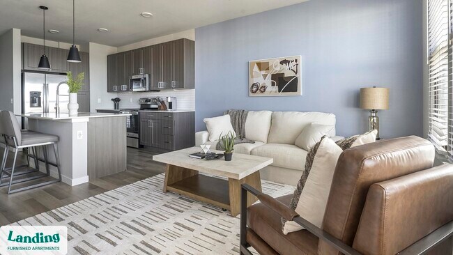 Primary Photo - 6850 Foxtail Palm Wy