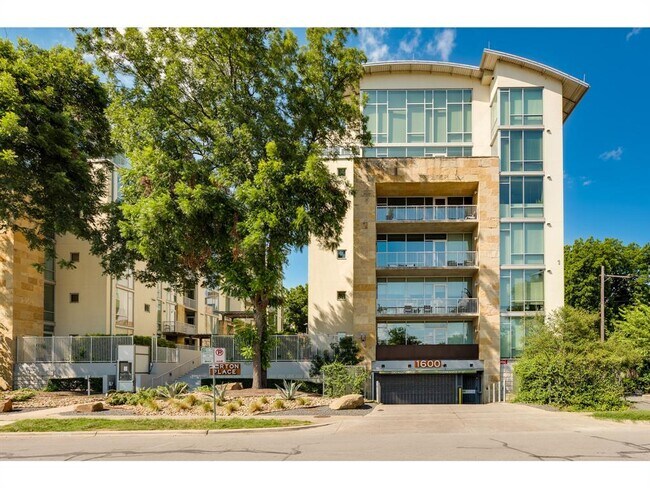 Primary Photo - 1600 Barton Springs Rd