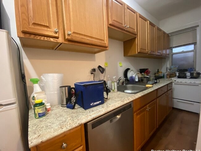 Building Photo - 327 Huntington Ave