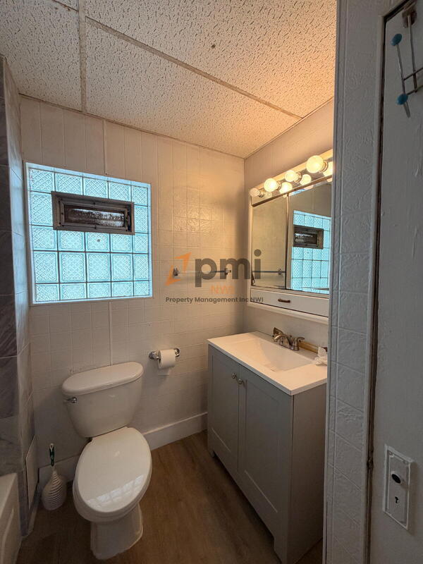 Building Photo - 3 Waltham St