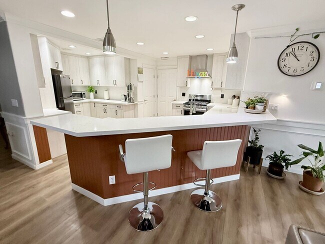 Building Photo - A stunning home in desirable Stendahl Ridge!