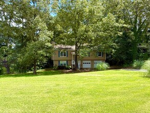 Building Photo - RENOVATED!!!!Great Location with Desirable...
