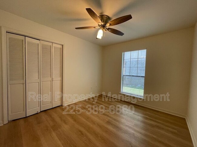 Building Photo - 5084 Cumberland Cove Dr