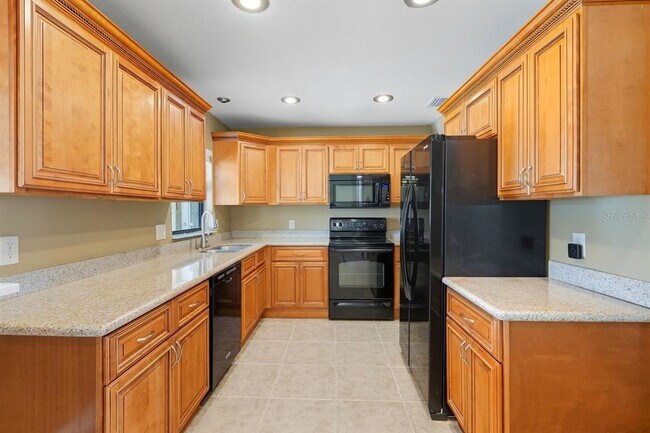 Building Photo - 3707 Pelican Ln