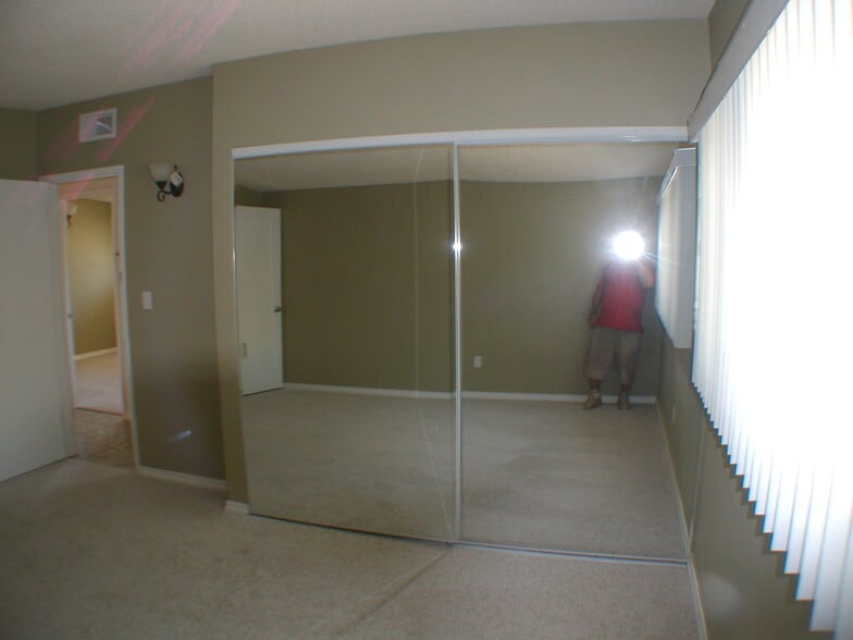 Building Photo - 72461 Sunnyvale Dr