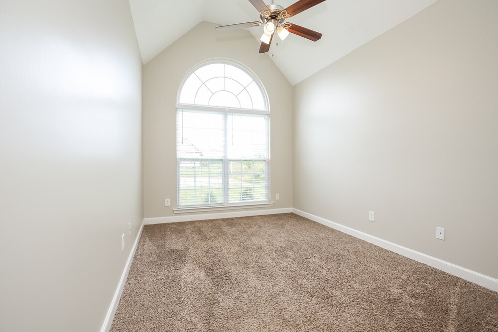 Building Photo - 2943 Hollicom Dr