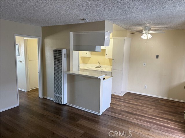 Building Photo - 7529 Hellman Ave