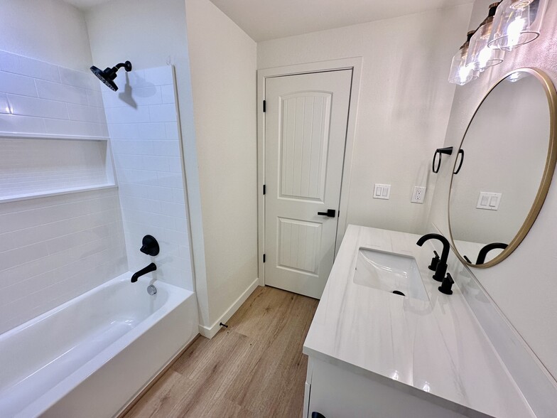 Fully renovated bathroom - 1014 W 23rd St