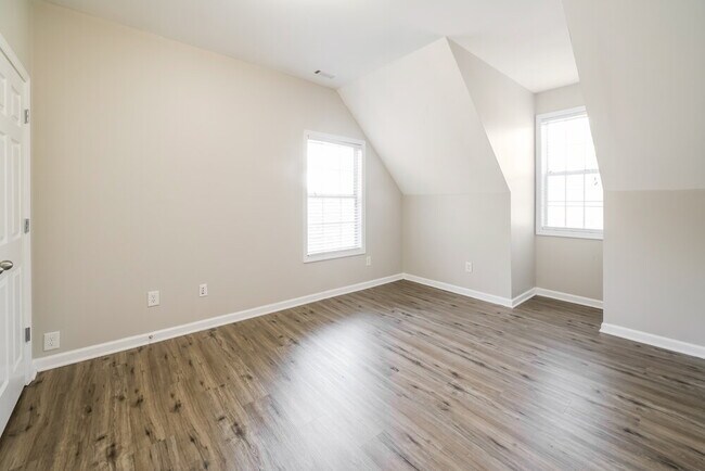 Building Photo - 88 Tapestry Ln