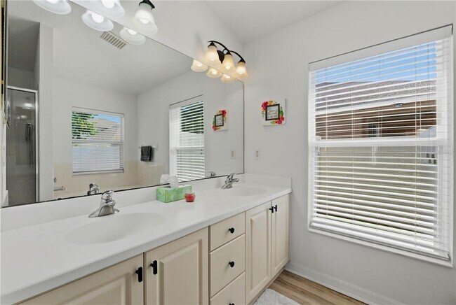 Building Photo - 19406 Sunset Bay Dr