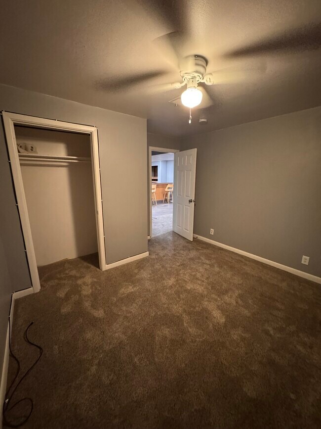 Building Photo - 10859 Murray Dr