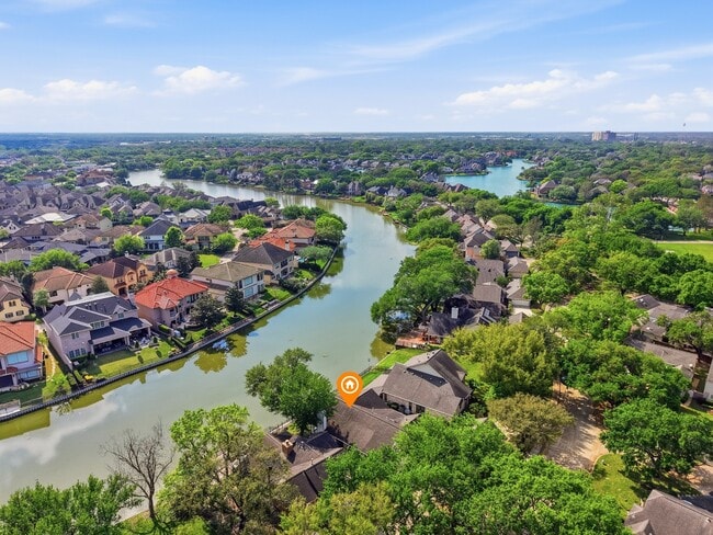 Building Photo - 1026 Oyster Bay Dr