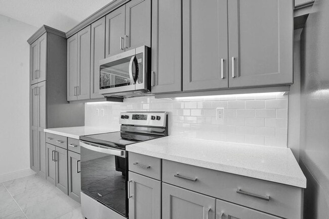Building Photo - Gorgeous New 3 bedroom 2.5 Townhouse in Deerfield Beach, Sandpiper Pointe (2 Story)