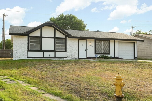 Primary Photo - 7306 Glen Hart