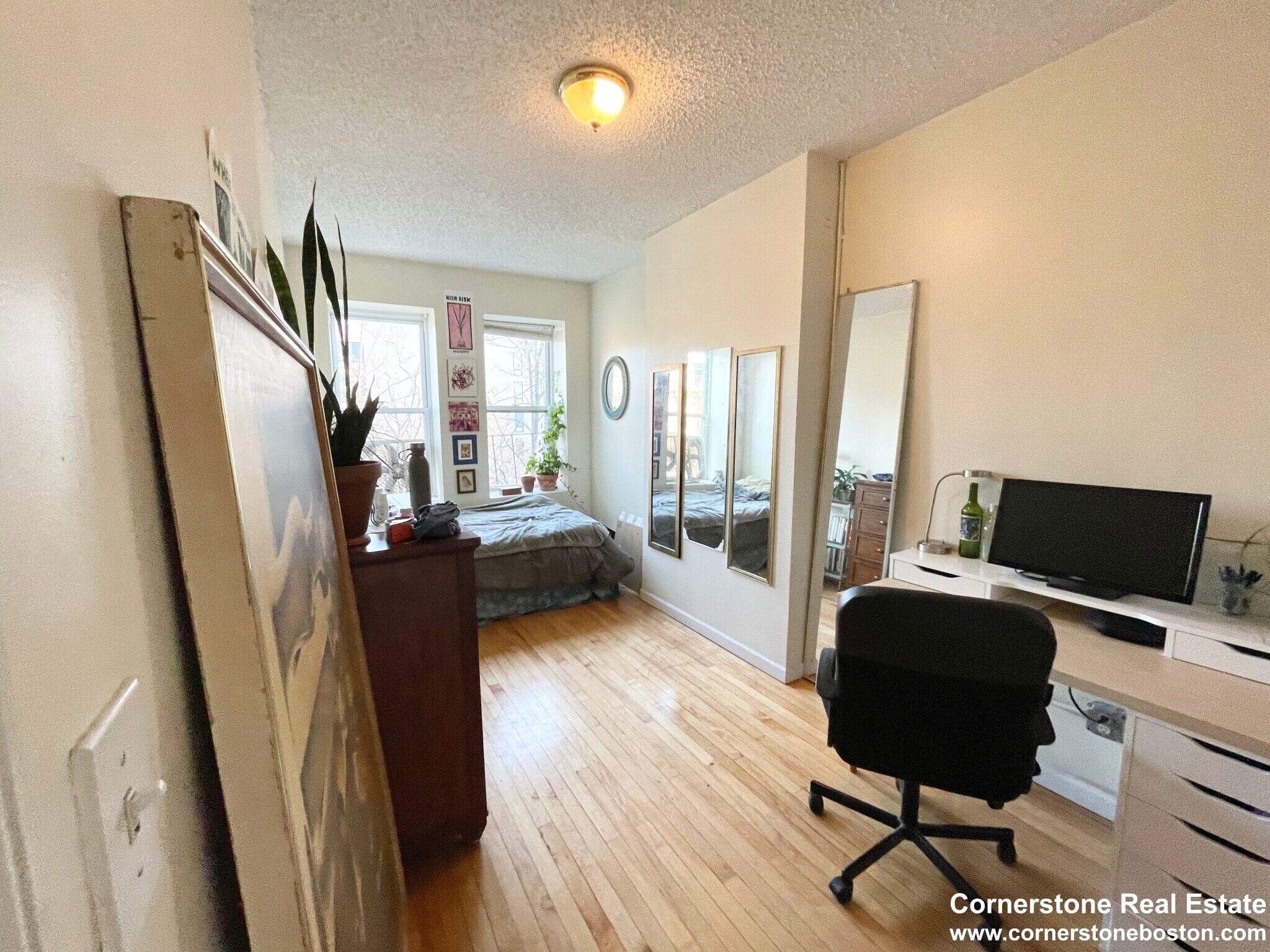 Building Photo - 588 Columbus Ave