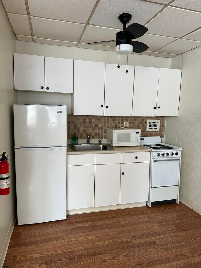 Building Photo - 2834 Atlantic Ave