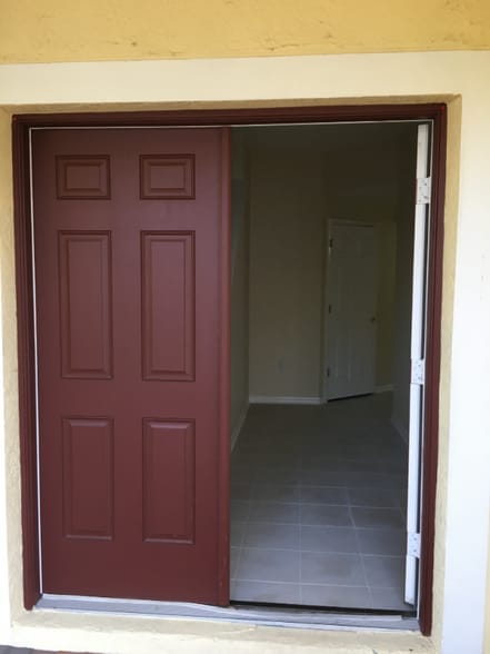 Building Photo - 5522 Lake Leta Blvd