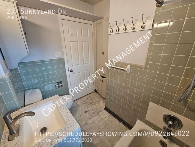 Building Photo - 237 Sunnyland Dr