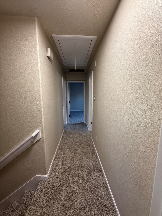 Building Photo - 14159 Running Bear Dr