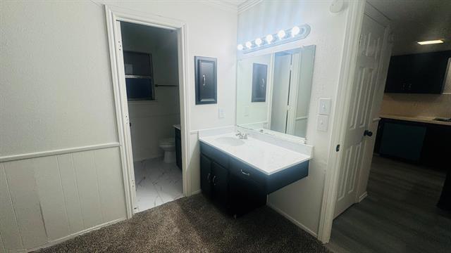 Building Photo - 604 Towne House Ln