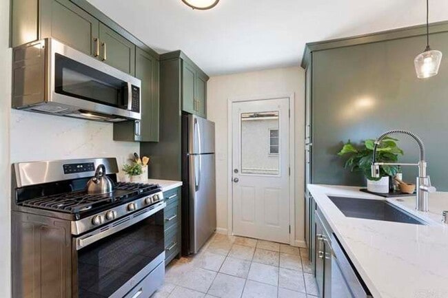 Building Photo - $3,299- Charming 2BR/1BA Home Near SDSU – ...