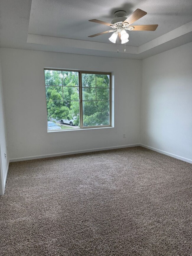 Building Photo - 3 Bedrooms | 2.5 Bathrooms | 1-Car Garage