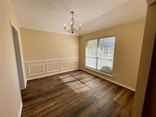 Building Photo - 1415 Woodmont Dr