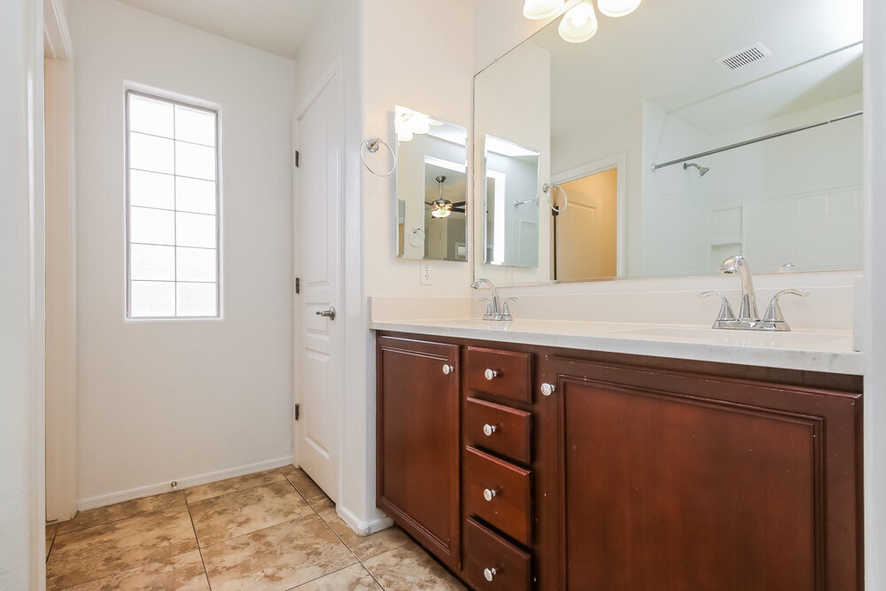 Building Photo - 1794 W Desert Canyon Dr