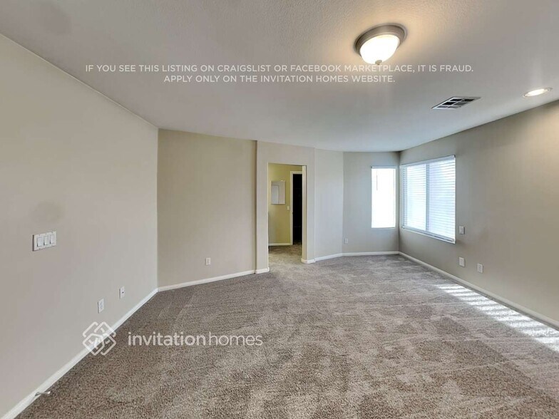 Building Photo - 494 Fiddlehead Ave