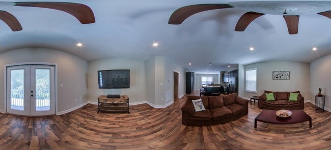 Building Photo - 1864 Belle Vue Way