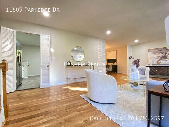 Building Photo - 11509 Parkedge Dr
