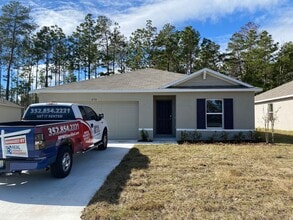 Building Photo - Desirable Lake Diamond Subdivision 3/2/2 **Won't Last**