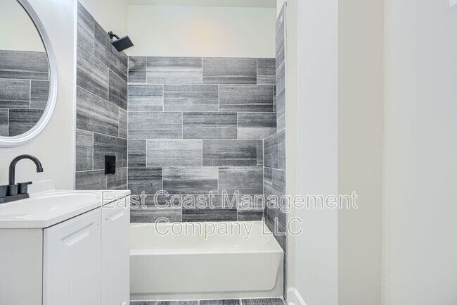 Building Photo - 2535 Shirley Ave