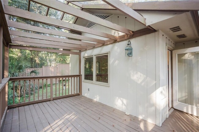 Building Photo - 3730 NW 37th Terrace