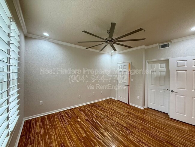 Building Photo - 8539 Gate Pkwy W