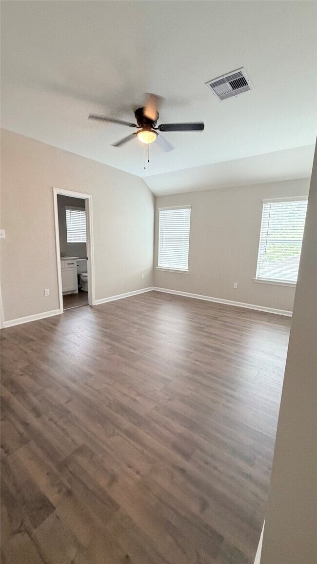 Building Photo - 7034 Smilax St