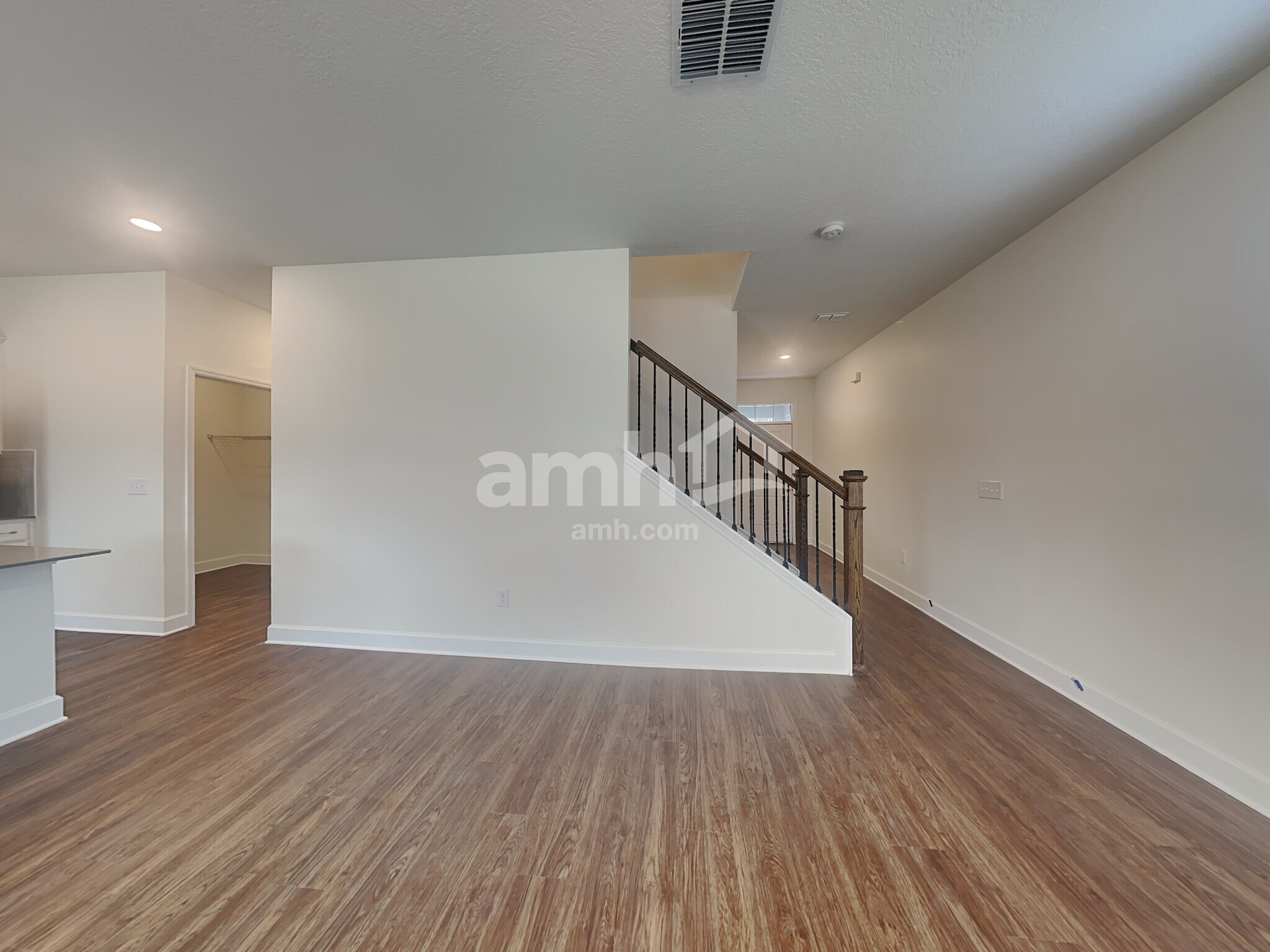 Building Photo - 1030 Walden Pond Dr
