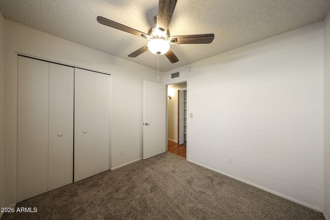 Building Photo - 3238 E Calypso Ave