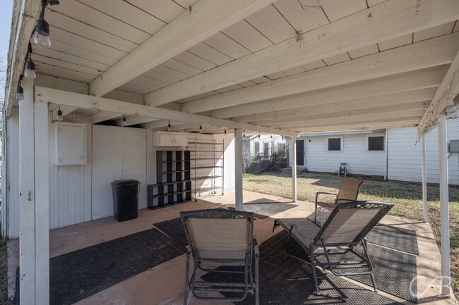 Building Photo - For Lease