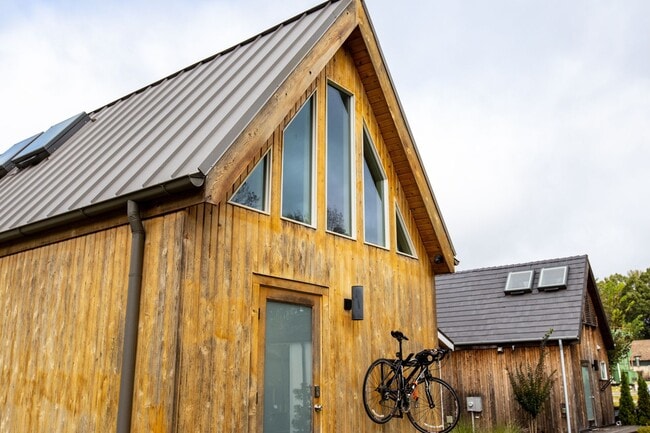 Building Photo - A Micro Home That Doesn't Feel Small!