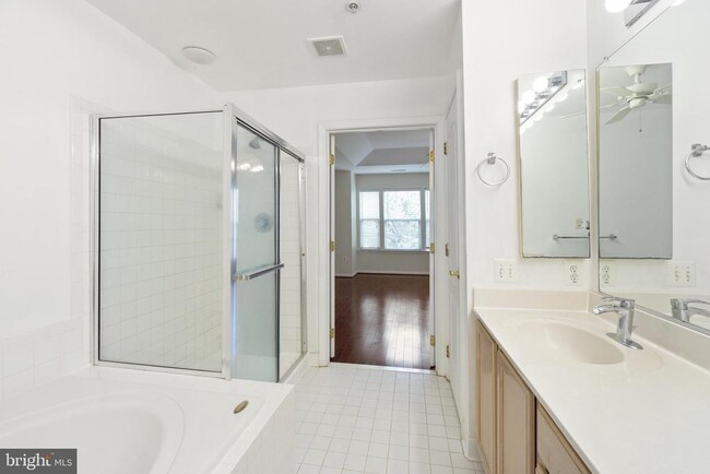 Building Photo - 5917 Perfect Calm Ct