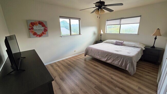 Building Photo - 2910 Wacos Dr