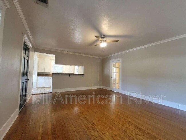 Building Photo - 2153 7th Ave