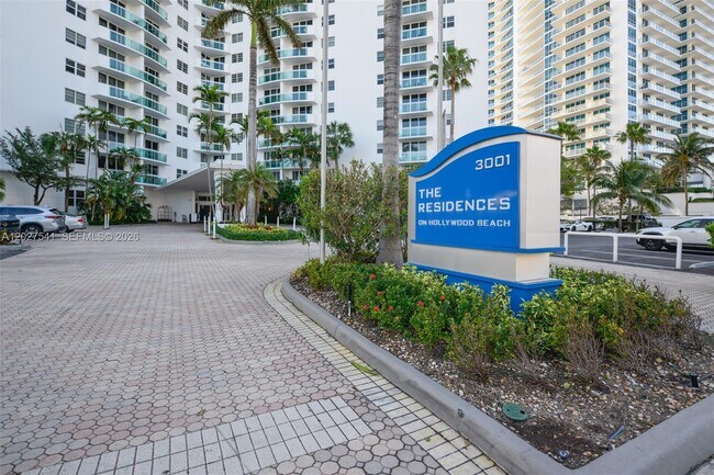 Building Photo - 3001 S Ocean Dr