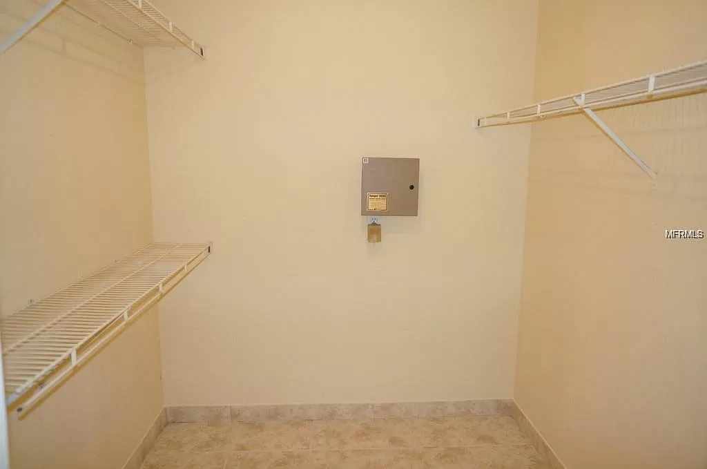 Building Photo - 7618 Pissarro Dr