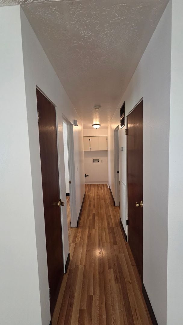 Building Photo - Remodeled Two Bedroom Duplex Off Reserve