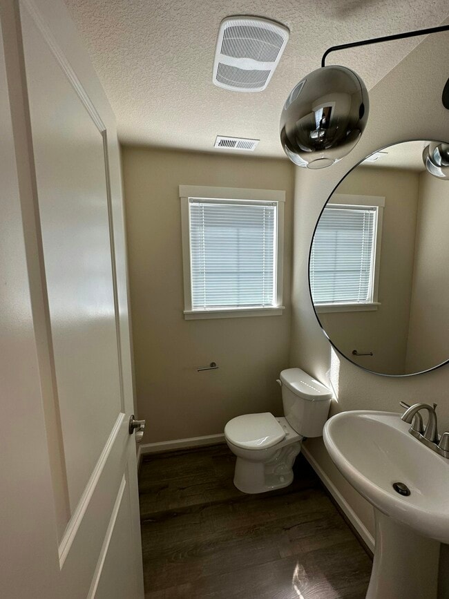 Building Photo - 13250 SW Aubergine Ter