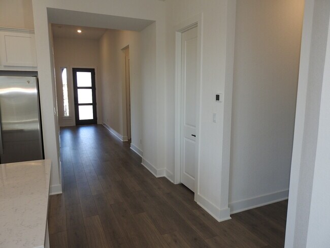 Building Photo - 189 Jackson River Lp